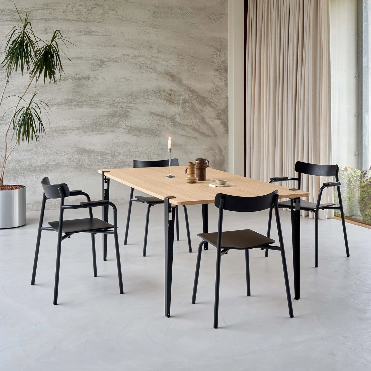 TIPTOE - Table and desk leg – 75 cm - GRAPHITE BLACK - 大阪店