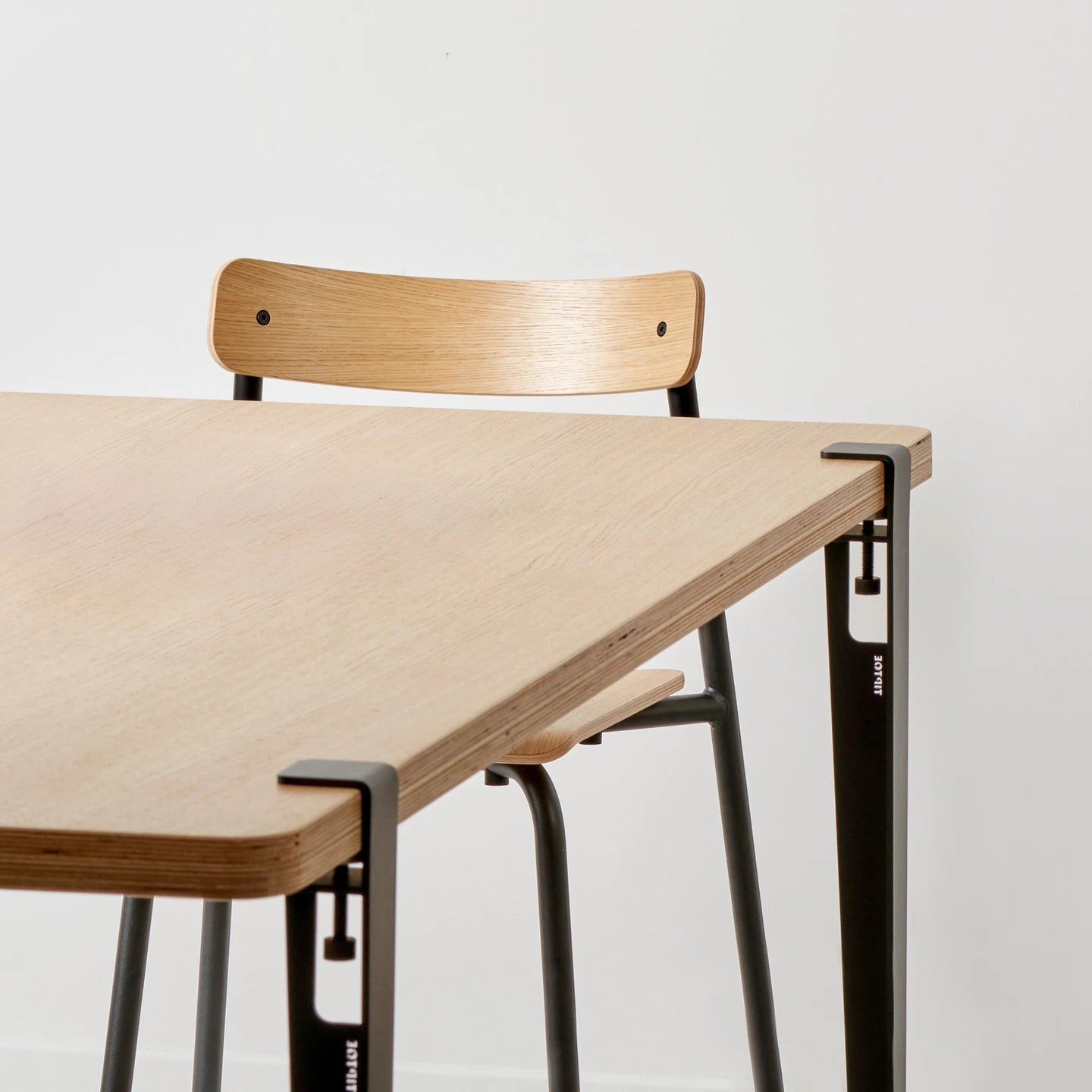 TIPTOE - Table and desk leg – 75 cm - GRAPHITE BLACK - 大阪店