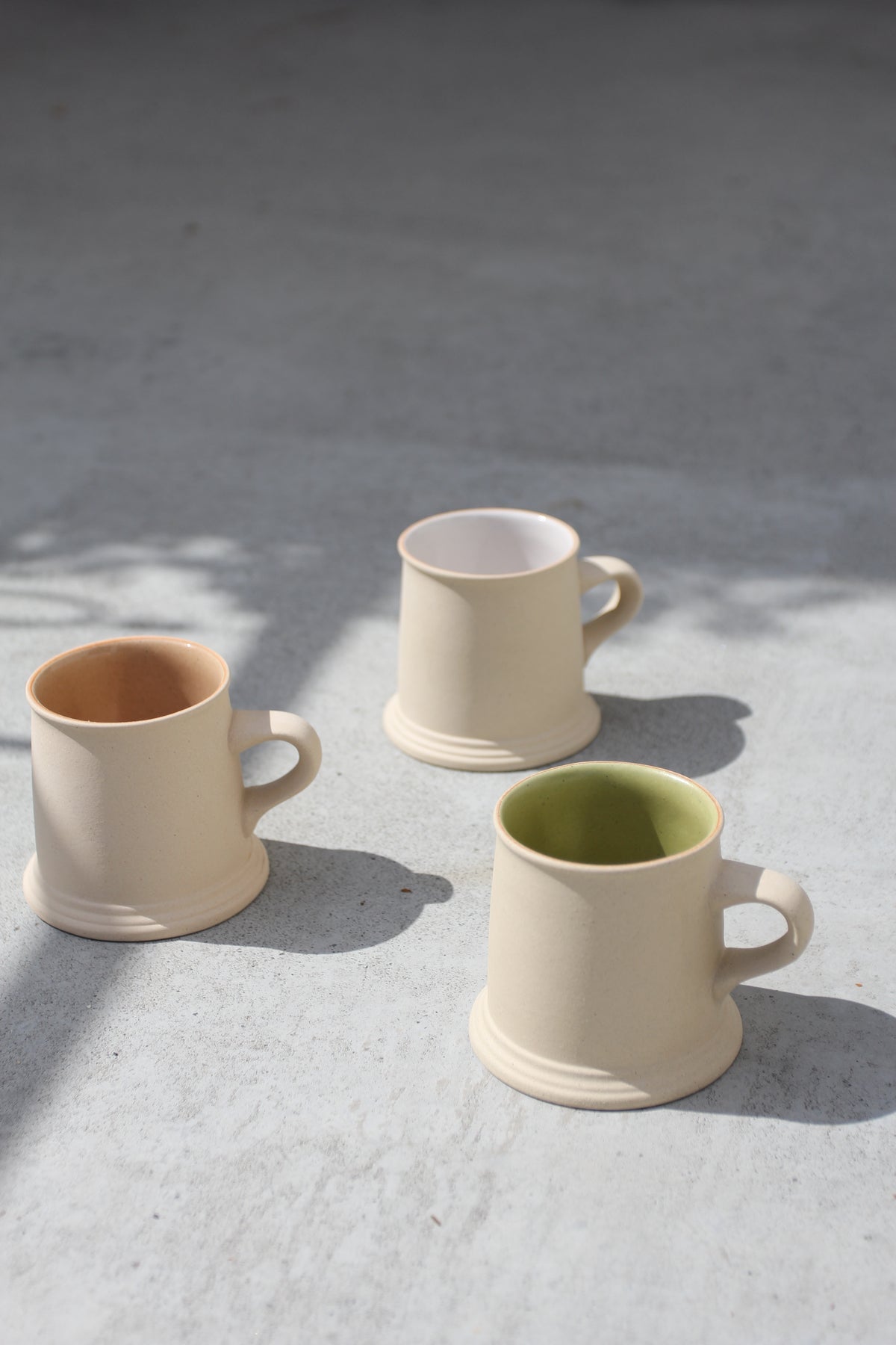 ONE KILN CERAMICS<br>A Mug /M OF-C <br>reload店・大阪店 - ヴィンテージ SHARK ATTACK
