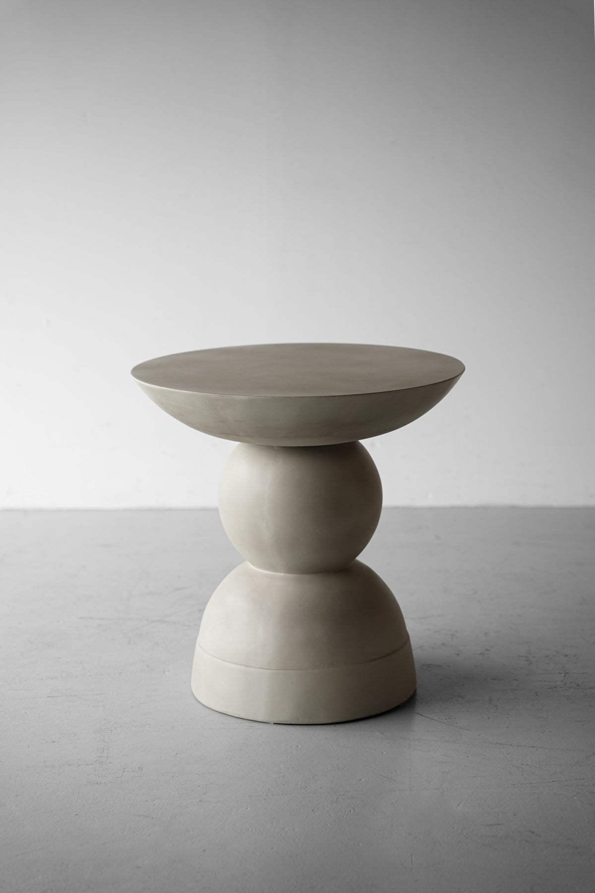 HOOK<br>Fiber concrete Side Table - 1 hold×1(大阪在庫分) nkmr - ヴィンテージ SHARK ATTACK