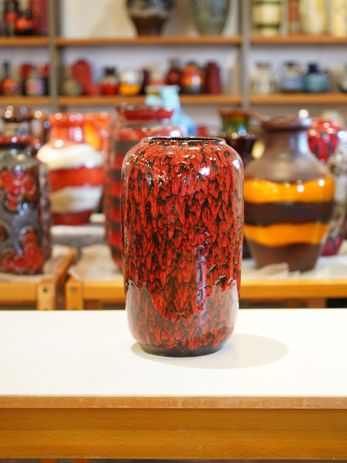Scheurich <br>Fat Lava セラミック フラワーベース <br>1960's-1970's , West Germany <br>大和店 - ヴィンテージ SHARK ATTACK