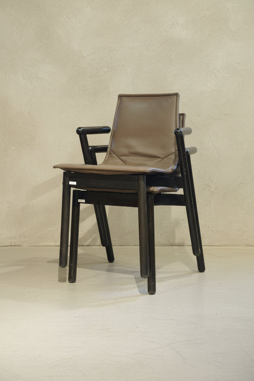 Cassina , Vico Magistretti - レザー アームチェア - 1980's , Italy - cerote antiqes