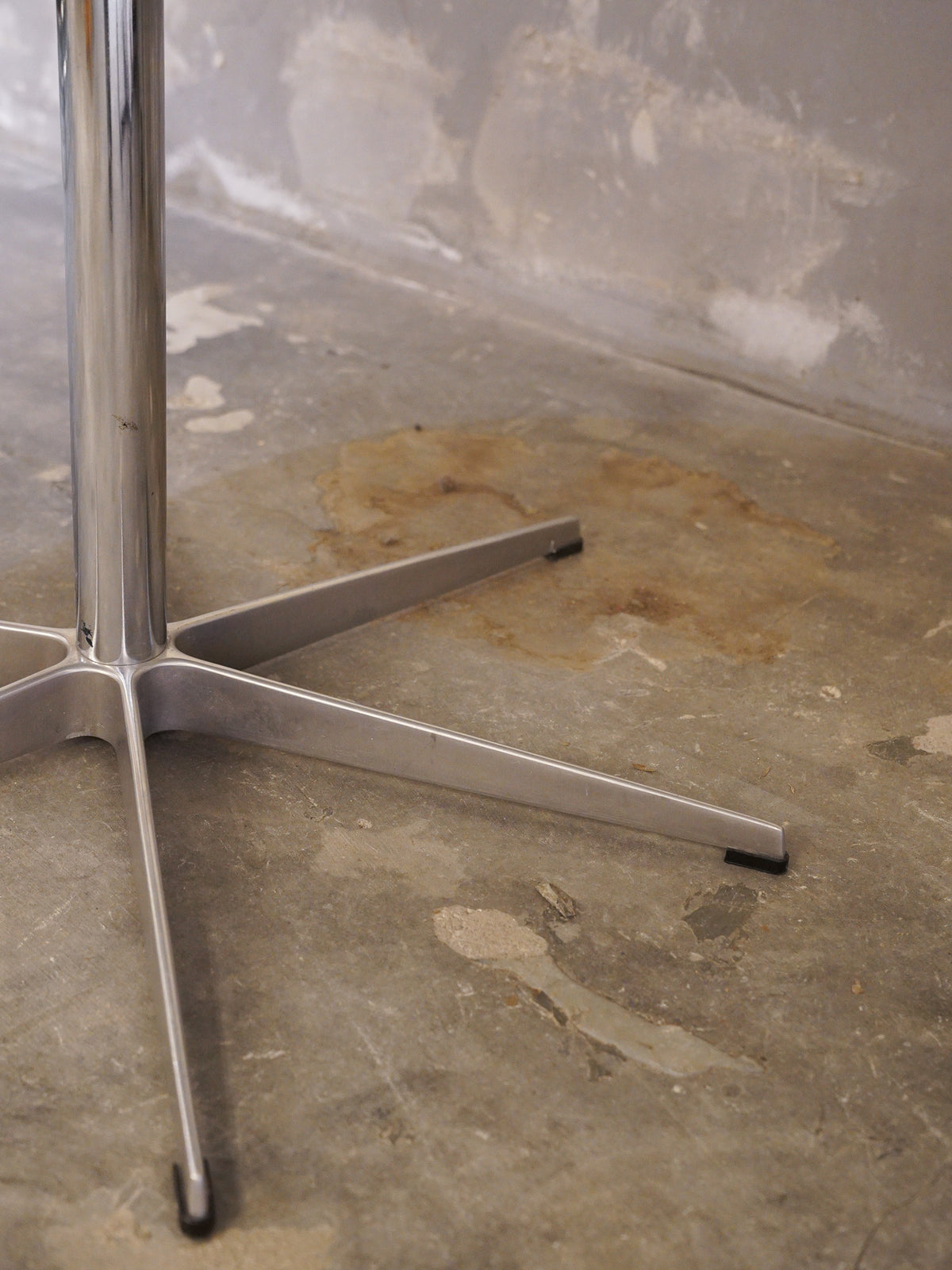 Fritz Hansen , Piet Hein & Arne Jacobsen - Denmark , 1986 - "6 Star Table" オーバルダイニングテーブル
