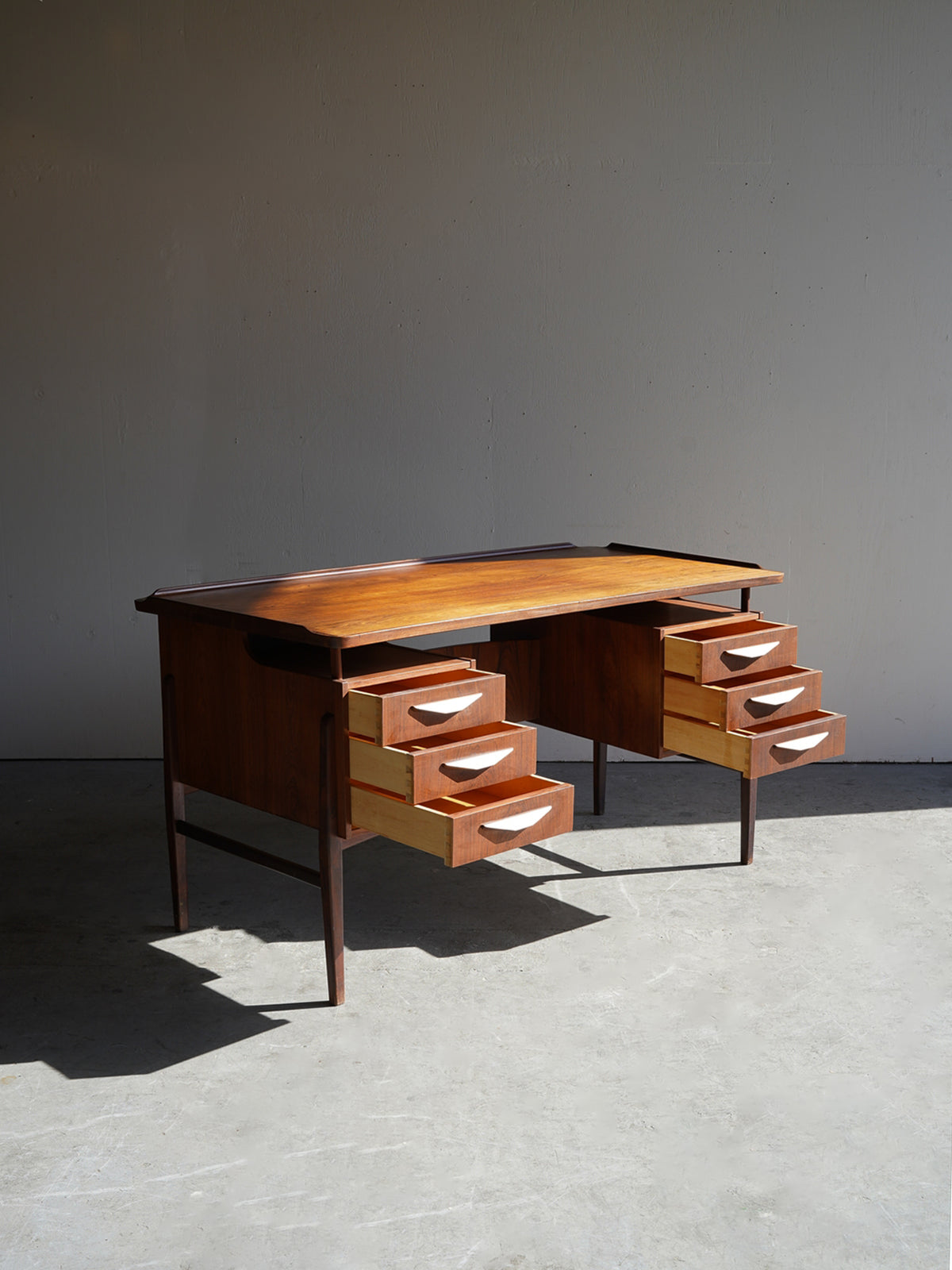 Svend Aage Madsen - ウッドデスク - 1960's , Denmark