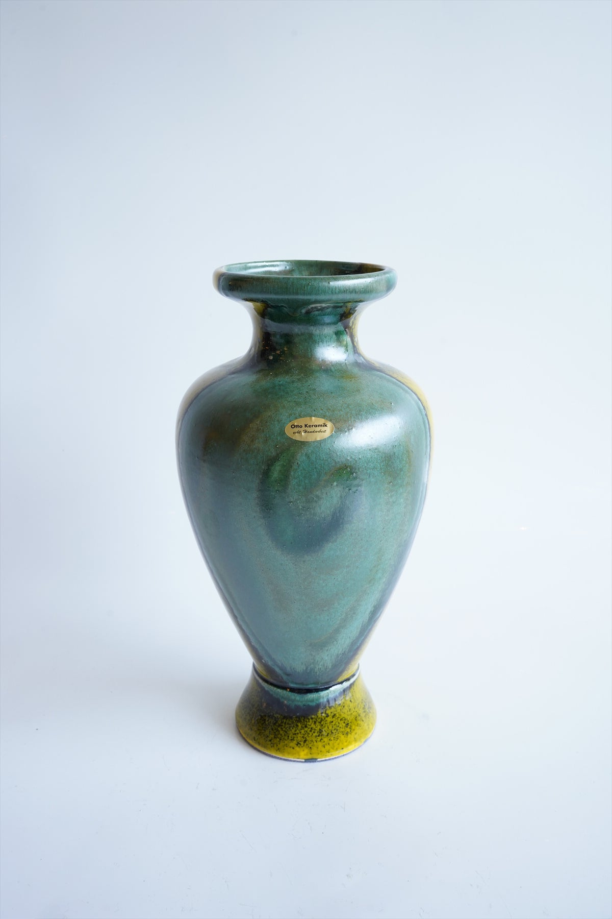 Otto Keramik <br>Vase 2704 <br>Otto Keramik Tokyo・大阪店 - ヴィンテージ SHARK ATTACK