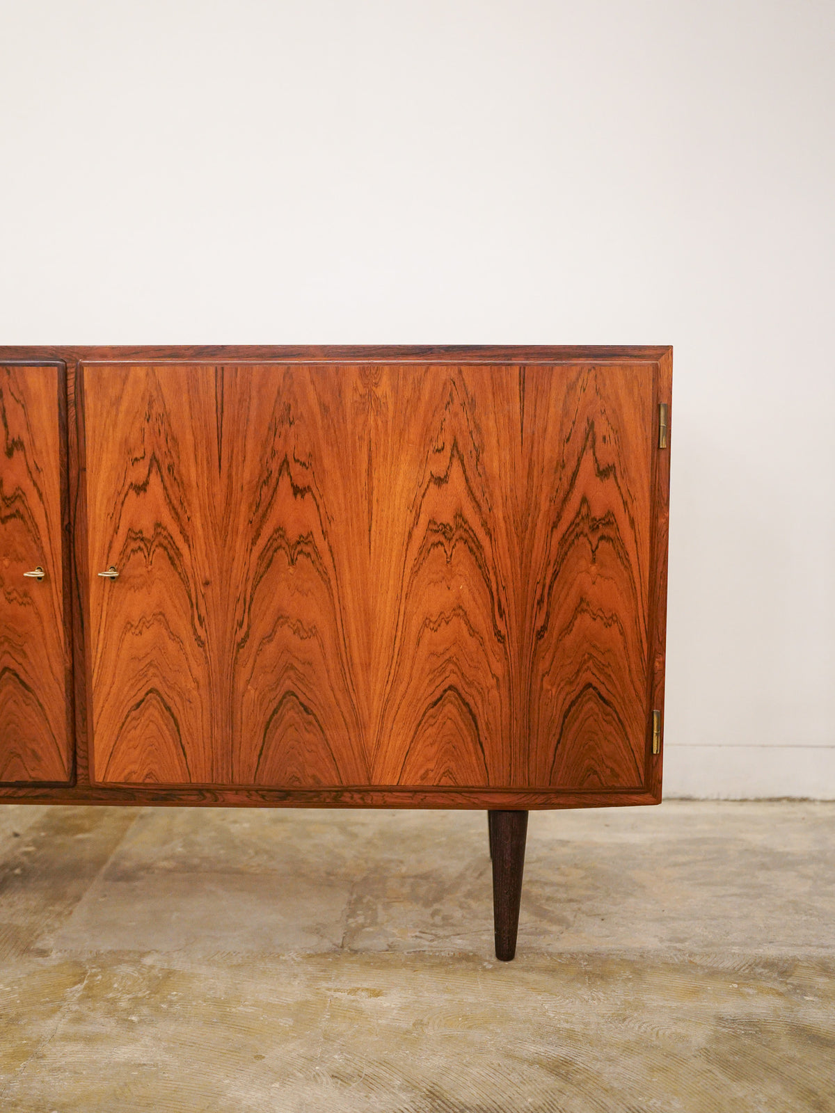 Hundevad & Co , Carlo Jensen - ウッド サイドボード - 1960's , Denmark