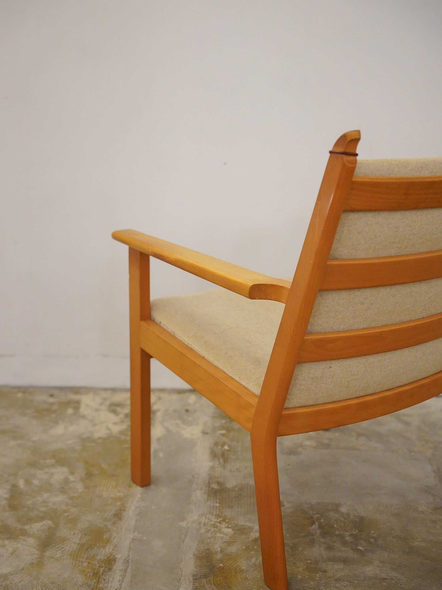 GETAMA , Hans J. Wegner - "GE284" ラウンジチェア - 1988 , Denmark - 大阪店