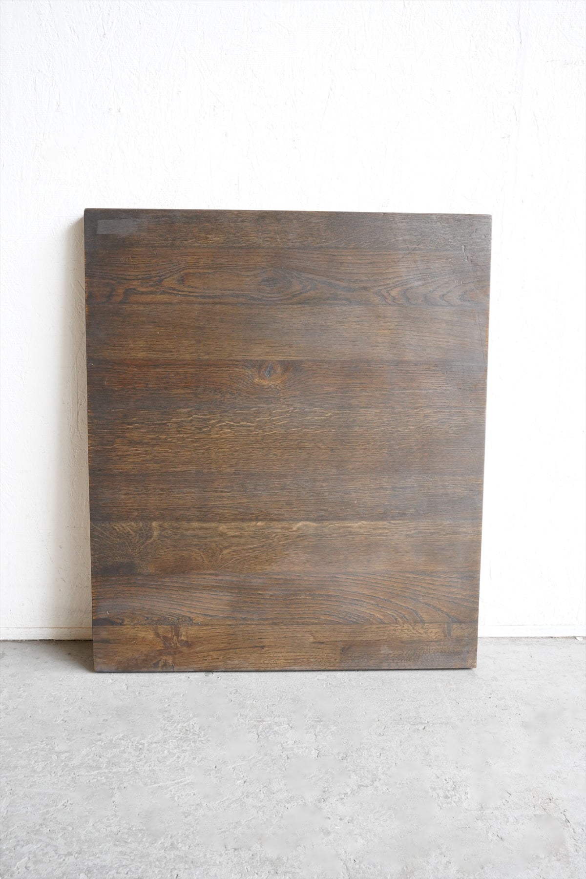 オークウッドテーブル天板　70×60 (cm)<br>ヴィンテージ<br>大阪店 - ヴィンテージ SHARK ATTACK
