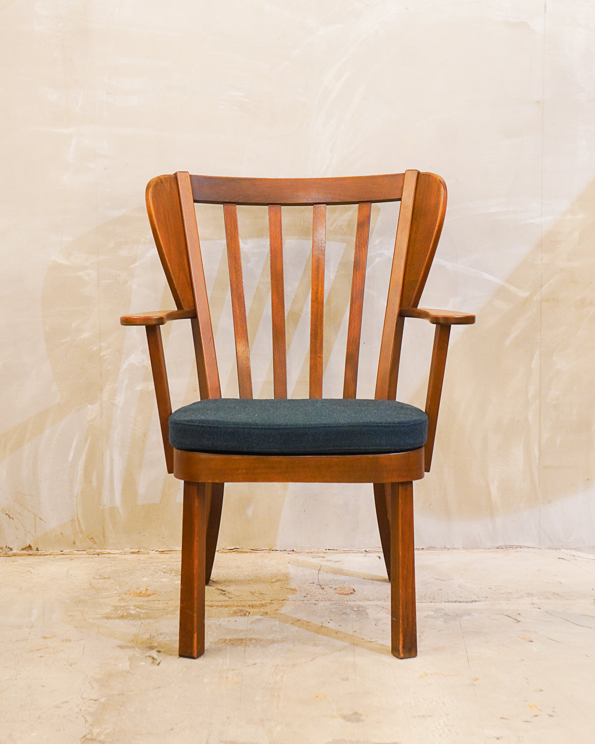 Christian E. Hansen for Fritz Hansen - “Canada” Model 2252" アームチェア - 1940's Denmark - bob's box