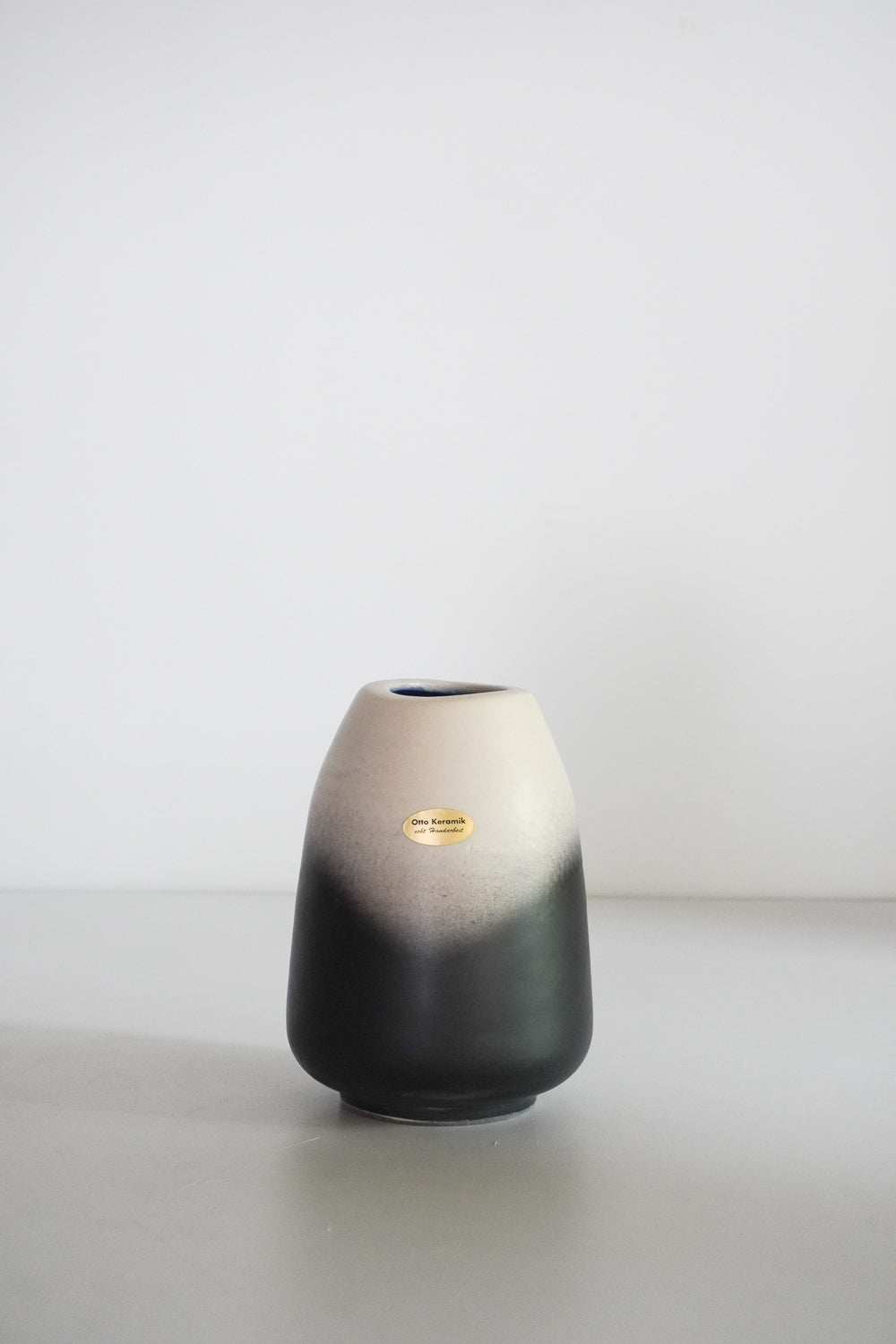 Otto Keramik <br>Vase 2292 <br>Otto Keramik Tokyo・大阪店 - ヴィンテージ SHARK ATTACK