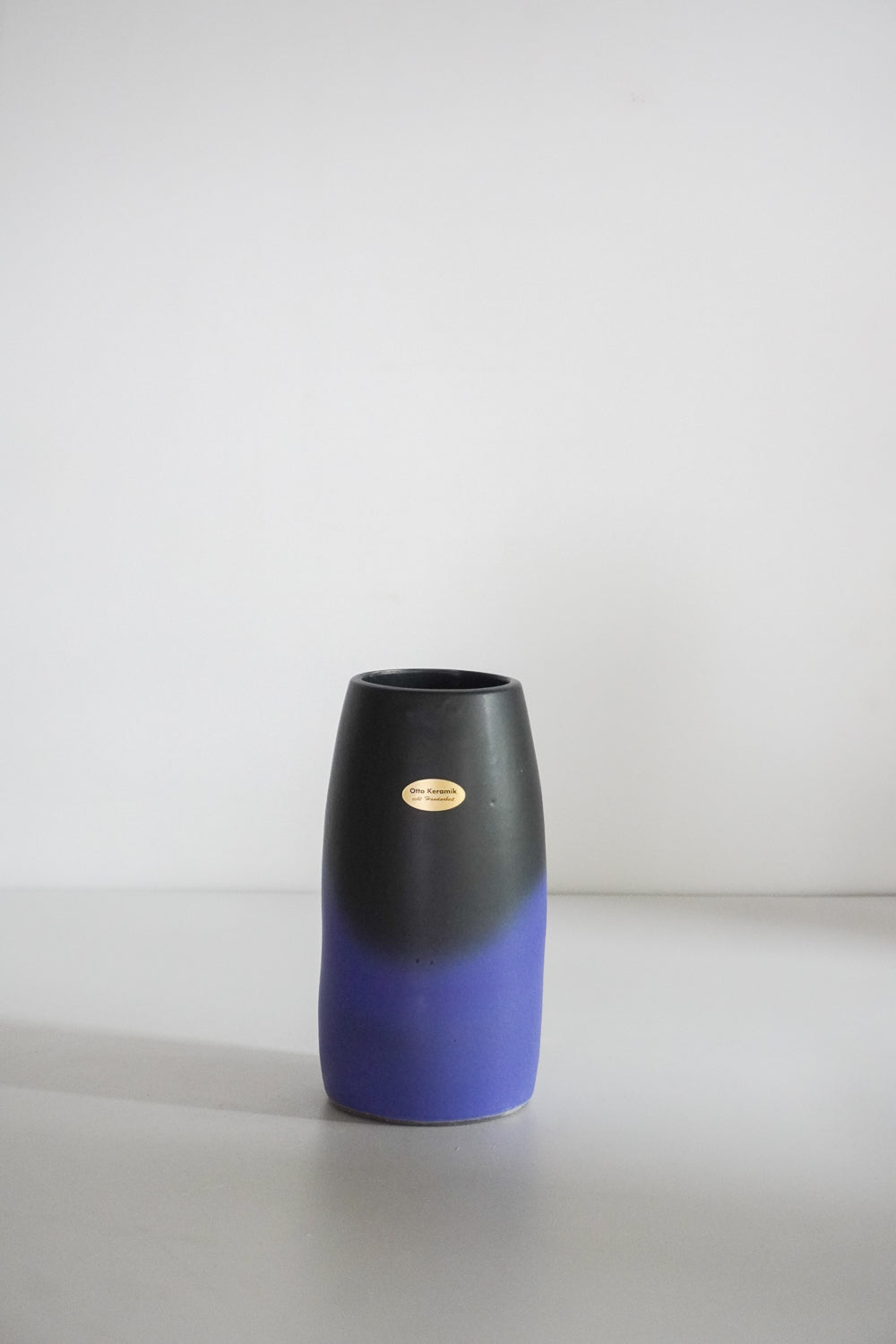 Otto Keramik<br>Vase 2722<br>大阪店 - ヴィンテージ SHARK ATTACK