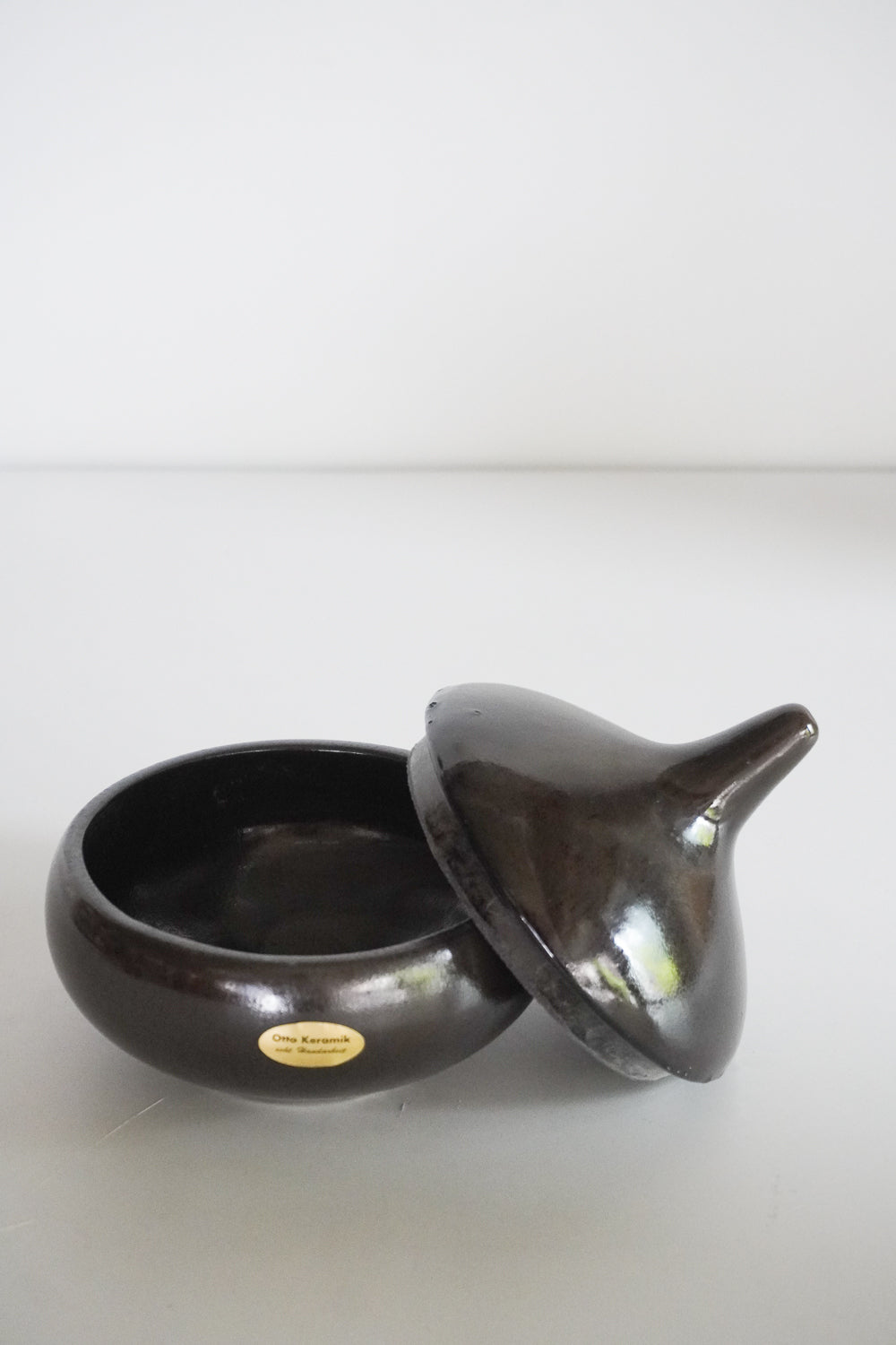 Otto Keramik <br>Plate 7304 <br>Otto Keramik Tokyo・大阪店・大和店・reload店 - ヴィンテージ SHARK ATTACK