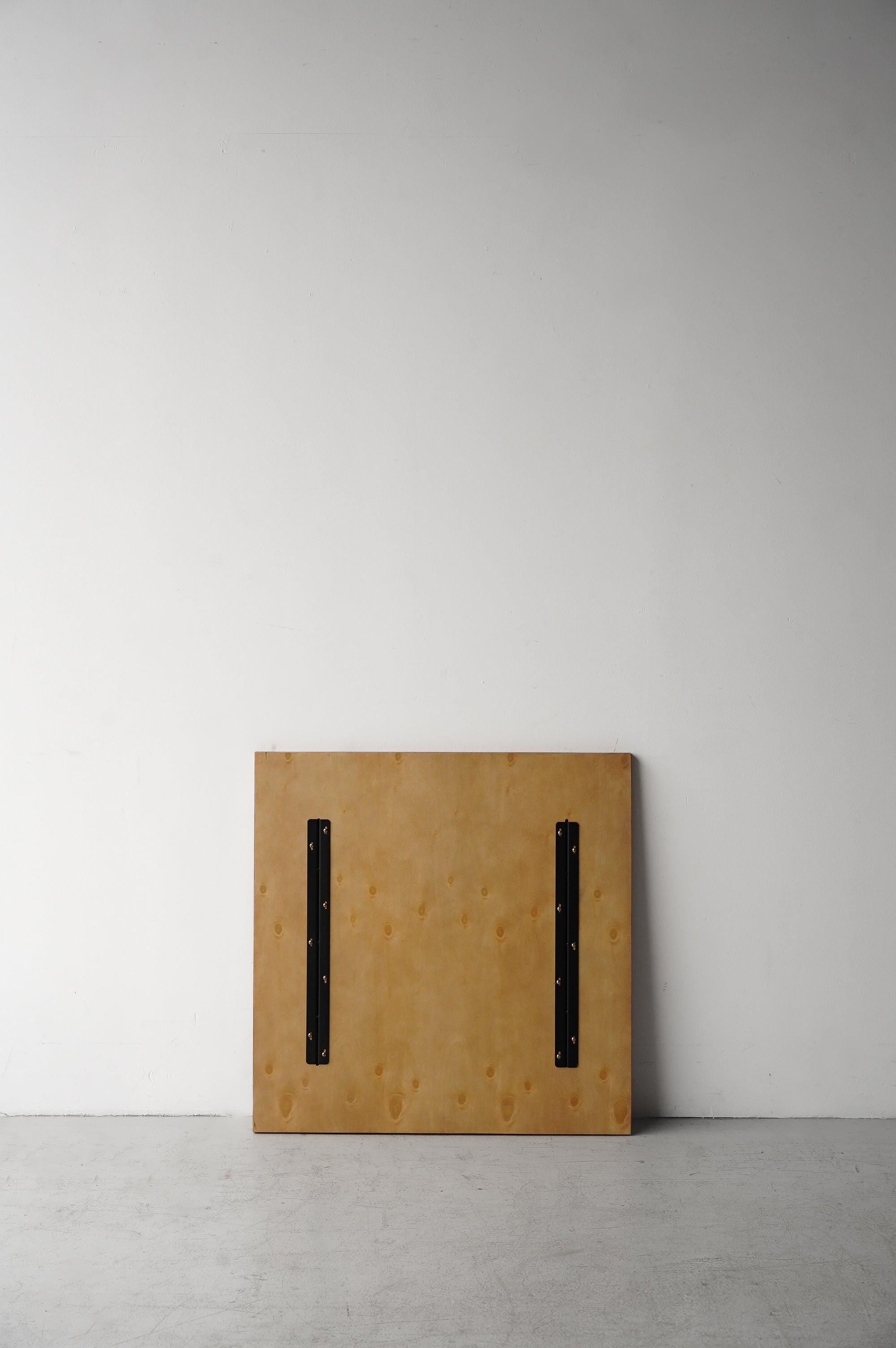 RIL<br>TABLE TOP 700×700 / OAK -テーブル天板- <br>RIL<br>大和店、大阪店 - ヴィンテージ SHARK ATTACK