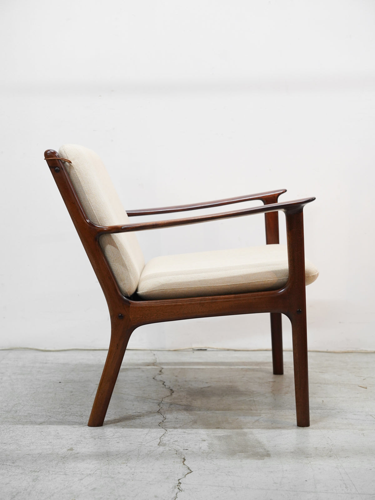 P. Jeppesen , Ole Wanscher - Denmark , 1960-70s - "PJ112" 1シーターソファ(B)