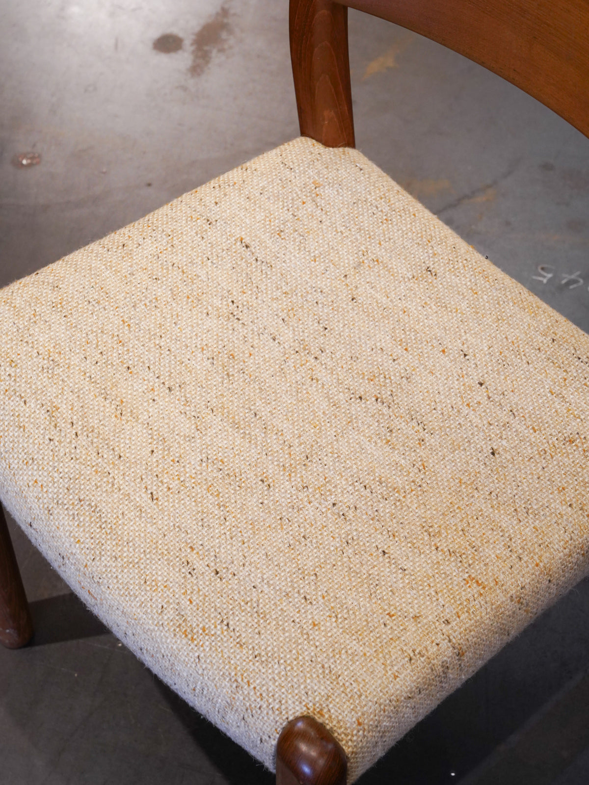 EMC Furniture A/S - Denmark - ダイニングチェア