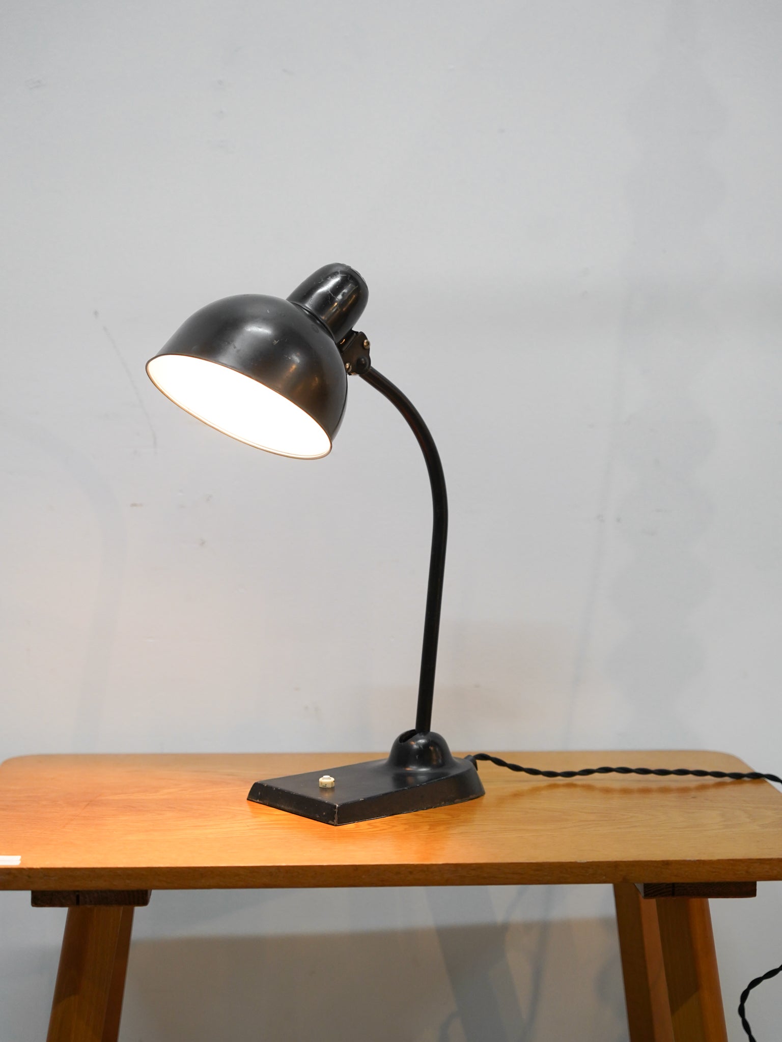 Christian Dell - デスクランプ - 1930's , Germany - cerote antiques