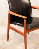 Glostrup Møbelfabrik 社製 "Grete Jalk"<br> レザーアームチェア<br>1960's Denmark <br> bob's box