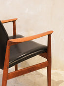 Glostrup Møbelfabrik 社製 "Grete Jalk"<br> レザーアームチェア<br>1960's Denmark <br> bob's box