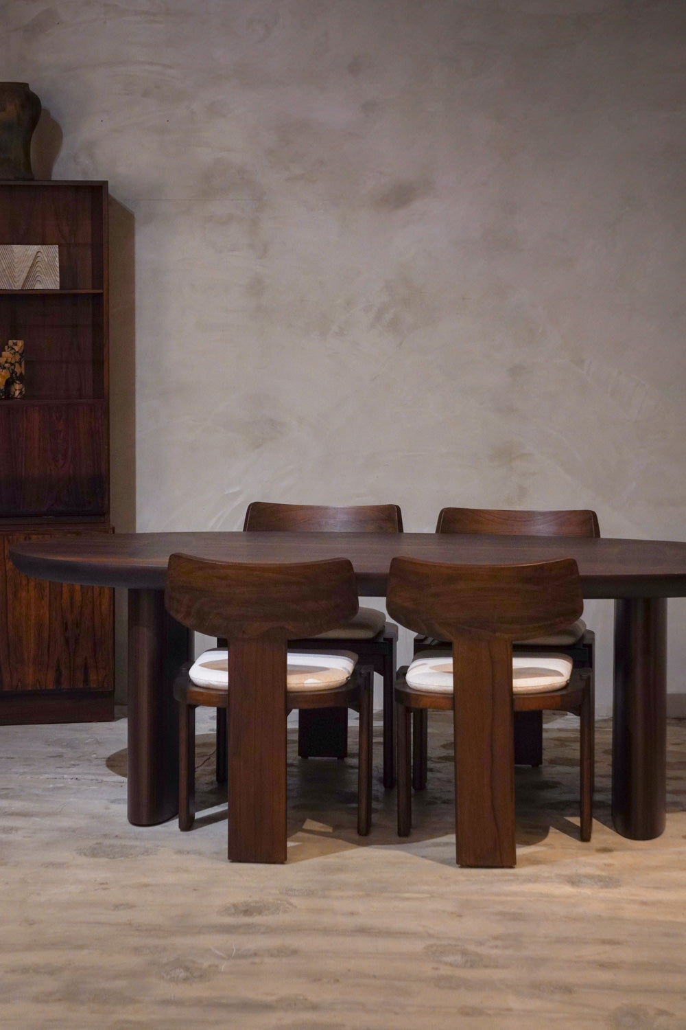 Versmissen<br> Dining Set - ヴィンテージ SHARK ATTACK