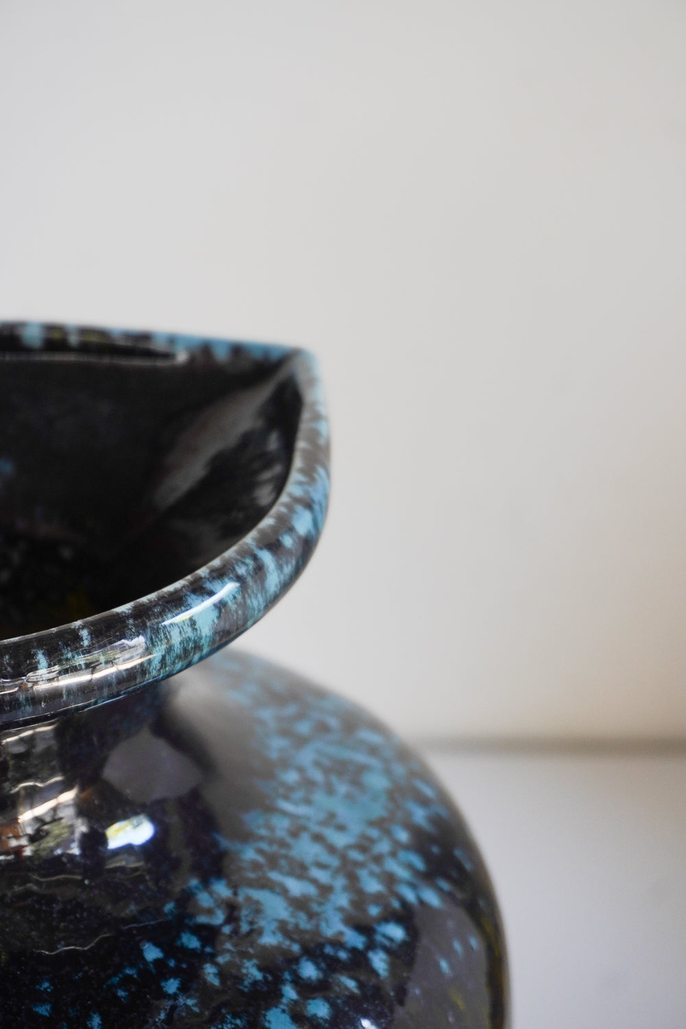 Otto Keramik <br>Vase 4705<br>大和店 - ヴィンテージ SHARK ATTACK