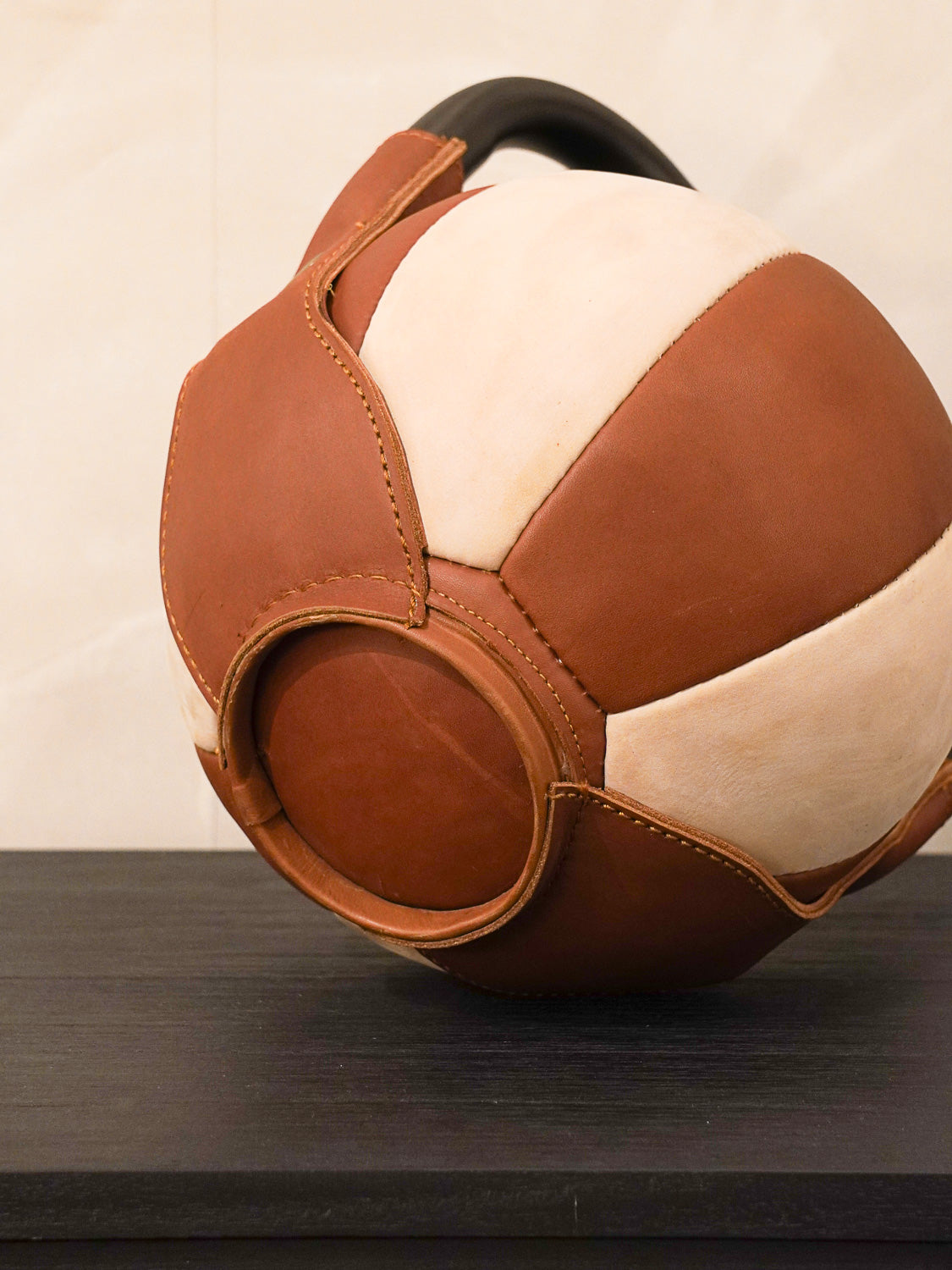 Versmissen - Netherlands - Leather Kettlebell 4KG