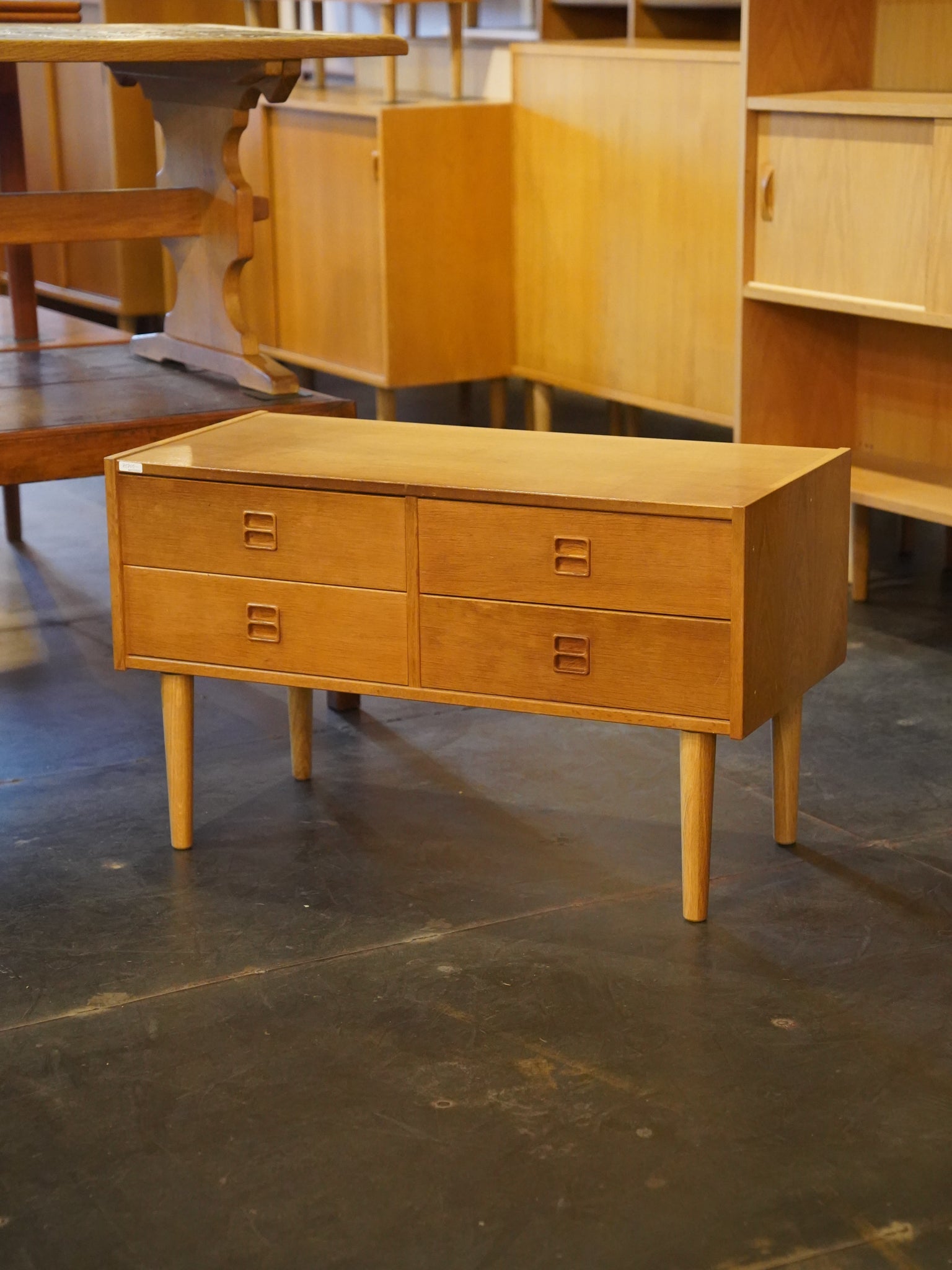 オークウッド ローチェスト - cerote antiques