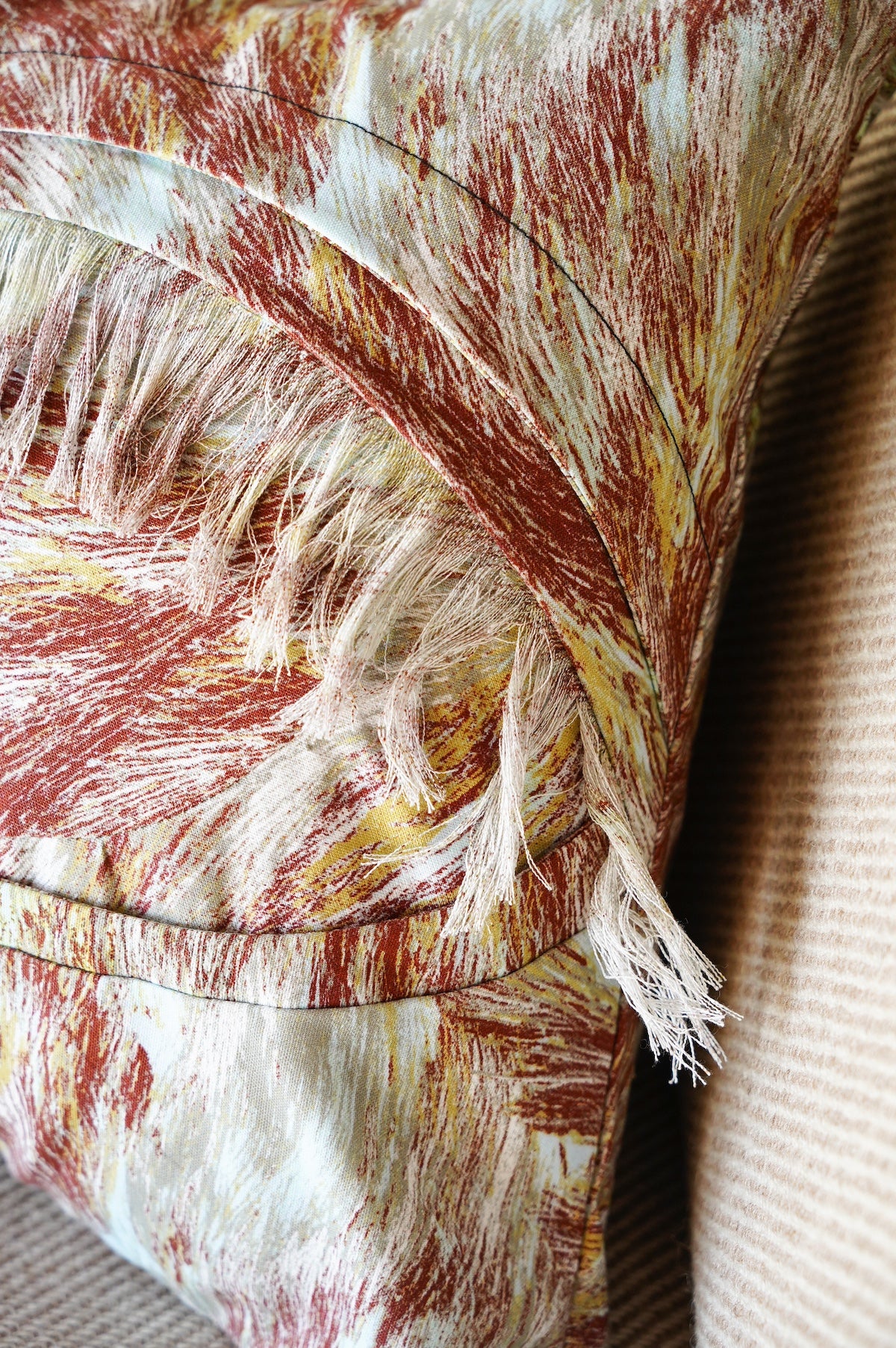 PORTRAIT LAB<br>Fabric object cover "Eye"S size Texture fur (カバーのみ)<br>大阪店・大和店 - ヴィンテージ SHARK ATTACK