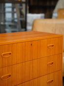 チークウッド チェスト <br> cerote antiques　