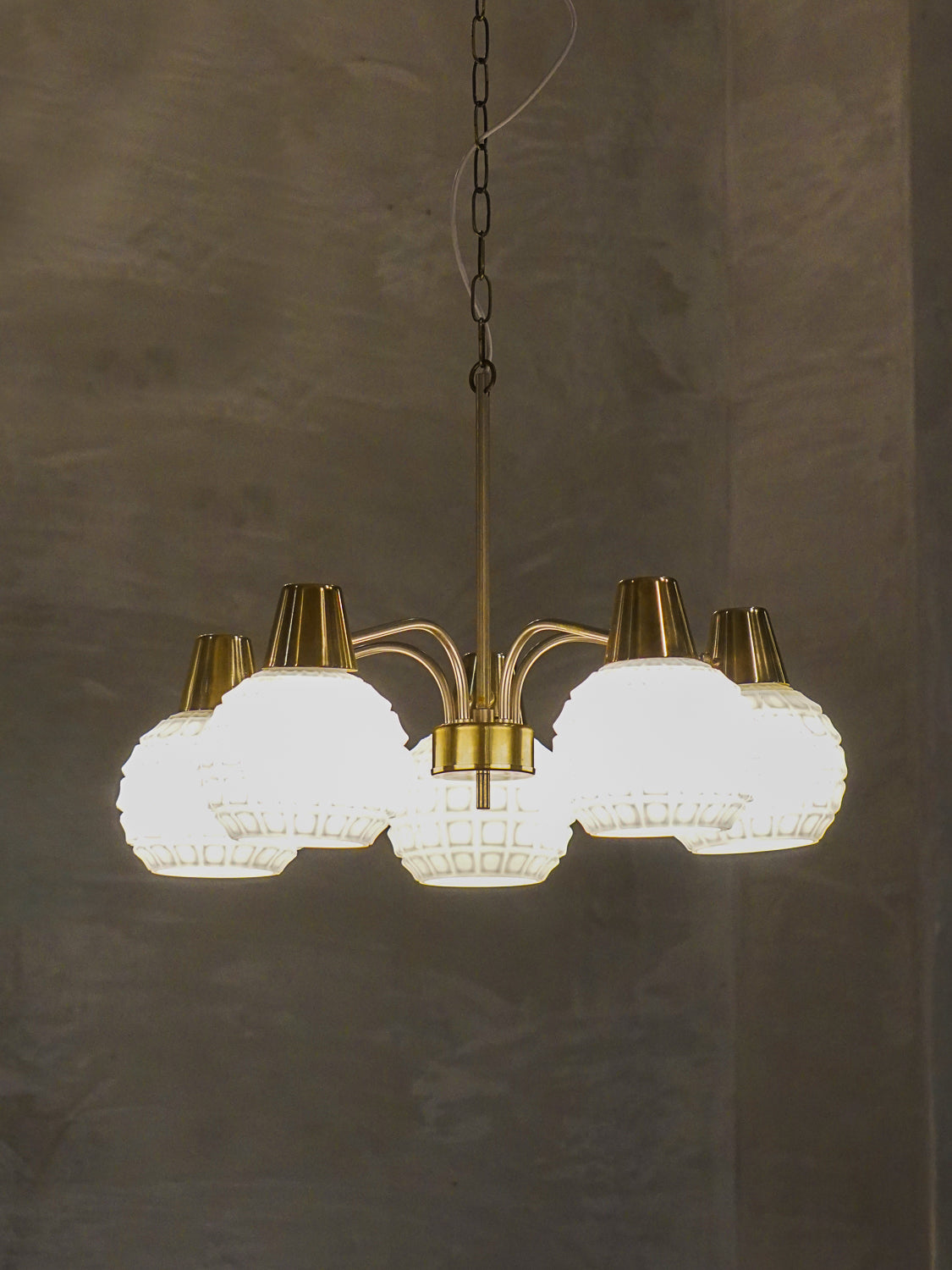 プレスガラス 5灯シャンデリア - 1960s , Czechoslovakia - cerote antiques