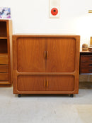 Dyrlund <br>チークウッド キャビネット <br>1960's-1970's , Denmark <br> cerote antiques