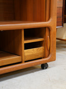 Dyrlund <br>チークウッド キャビネット <br>1960's-1970's , Denmark <br> cerote antiques