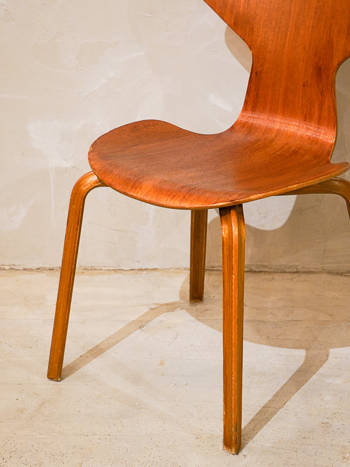 Fritz Hansen , Arne Jacobsen - 1970's , Denmark - Grand Prix Chair