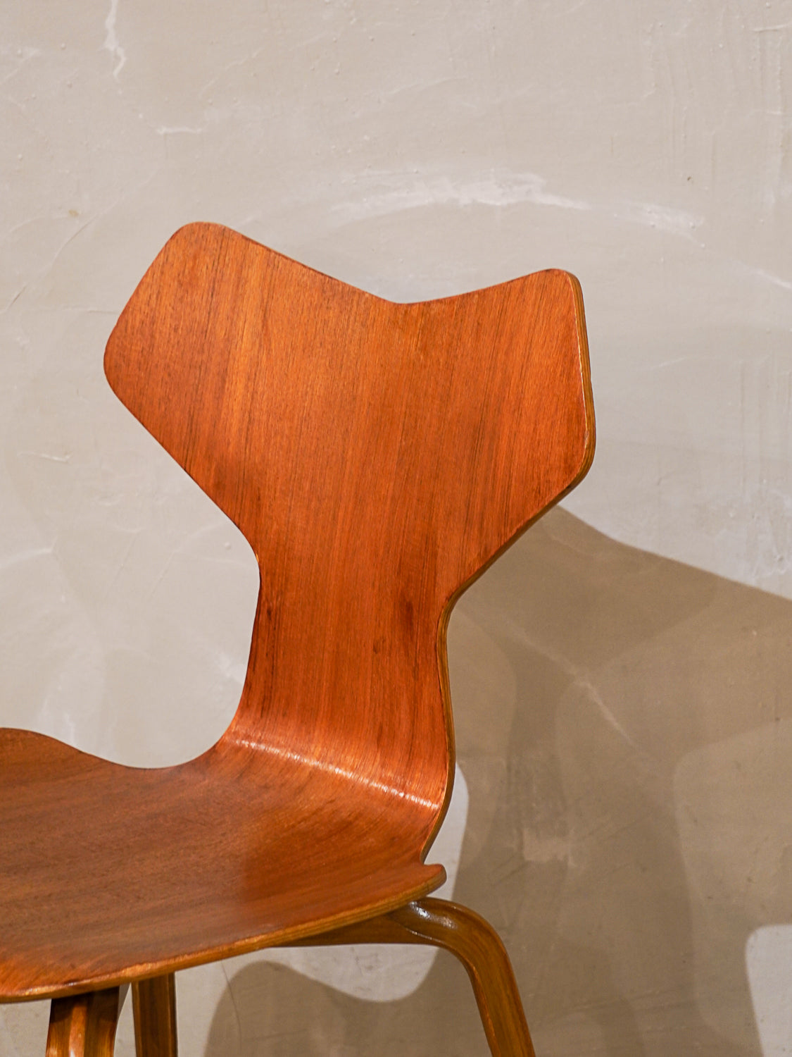 Fritz Hansen , Arne Jacobsen - 1970's , Denmark - Grand Prix Chair