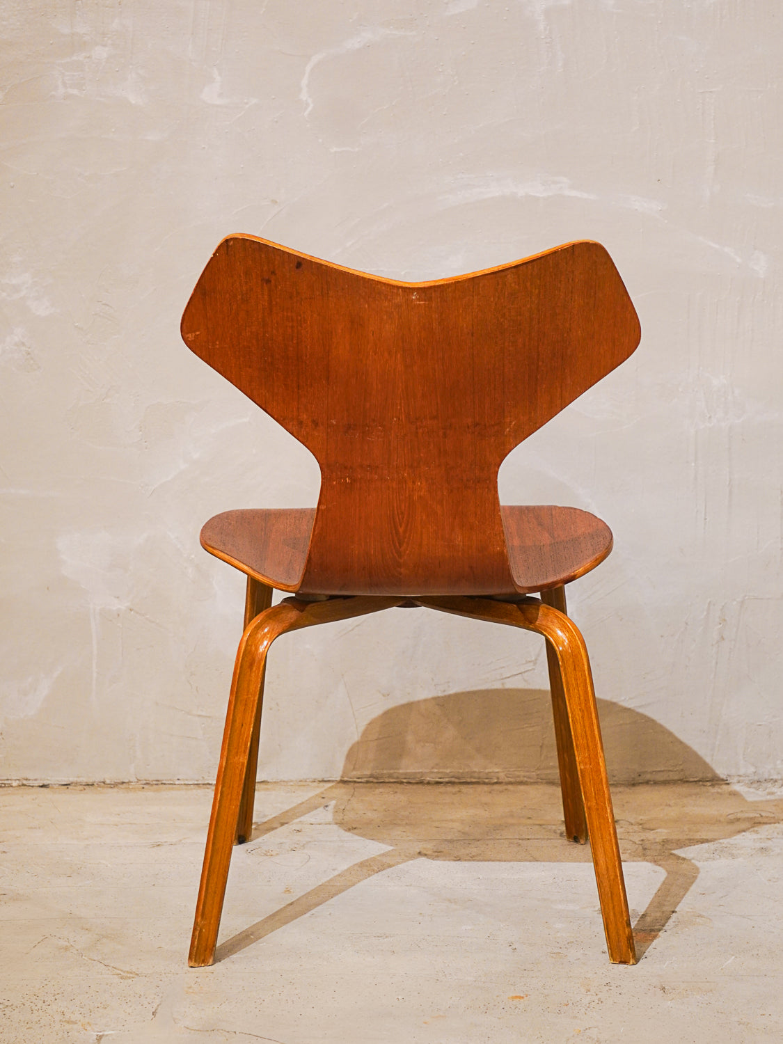 Fritz Hansen , Arne Jacobsen - 1970's , Denmark - Grand Prix Chair