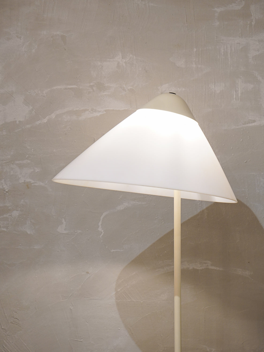 Louis Poulsen社  , Hans J Wegner - "Opala" フロアランプ - 1970's , Denmark - bob's box