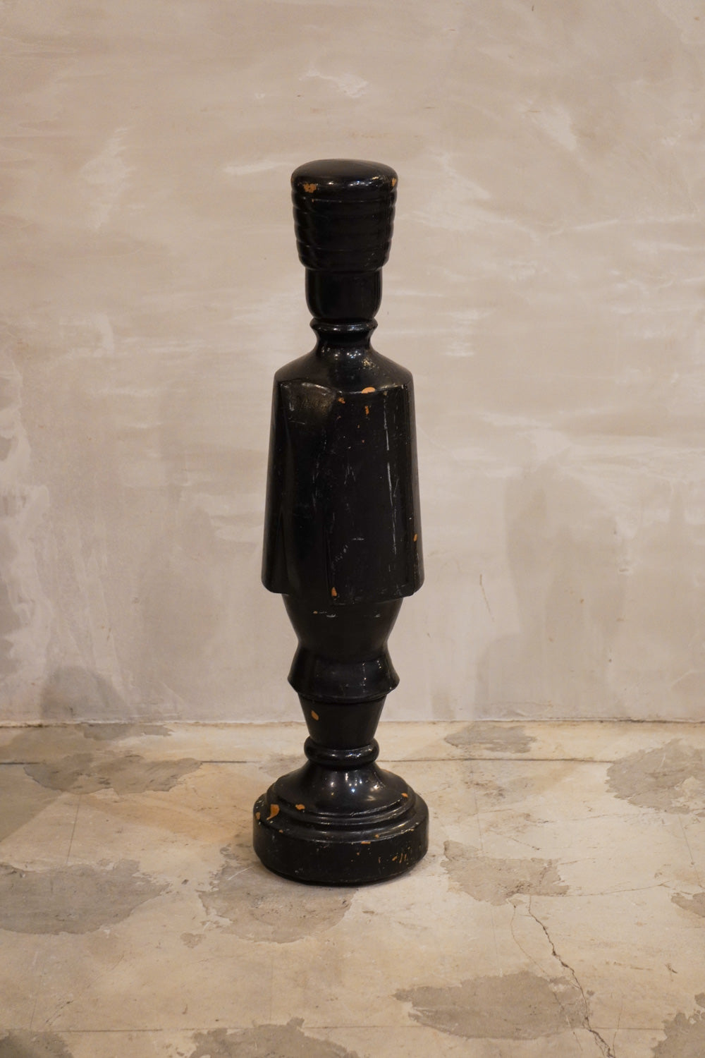 大型チェス オブジェ "ポーン L"<br>cerote antiques、大阪店 - ヴィンテージ SHARK ATTACK