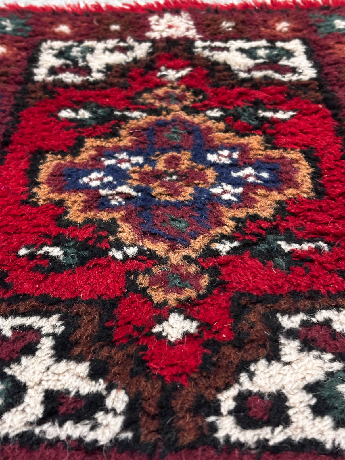 トライバルラグ - 640×400mm