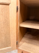 オークウッドカップボード<br> cerote antiques