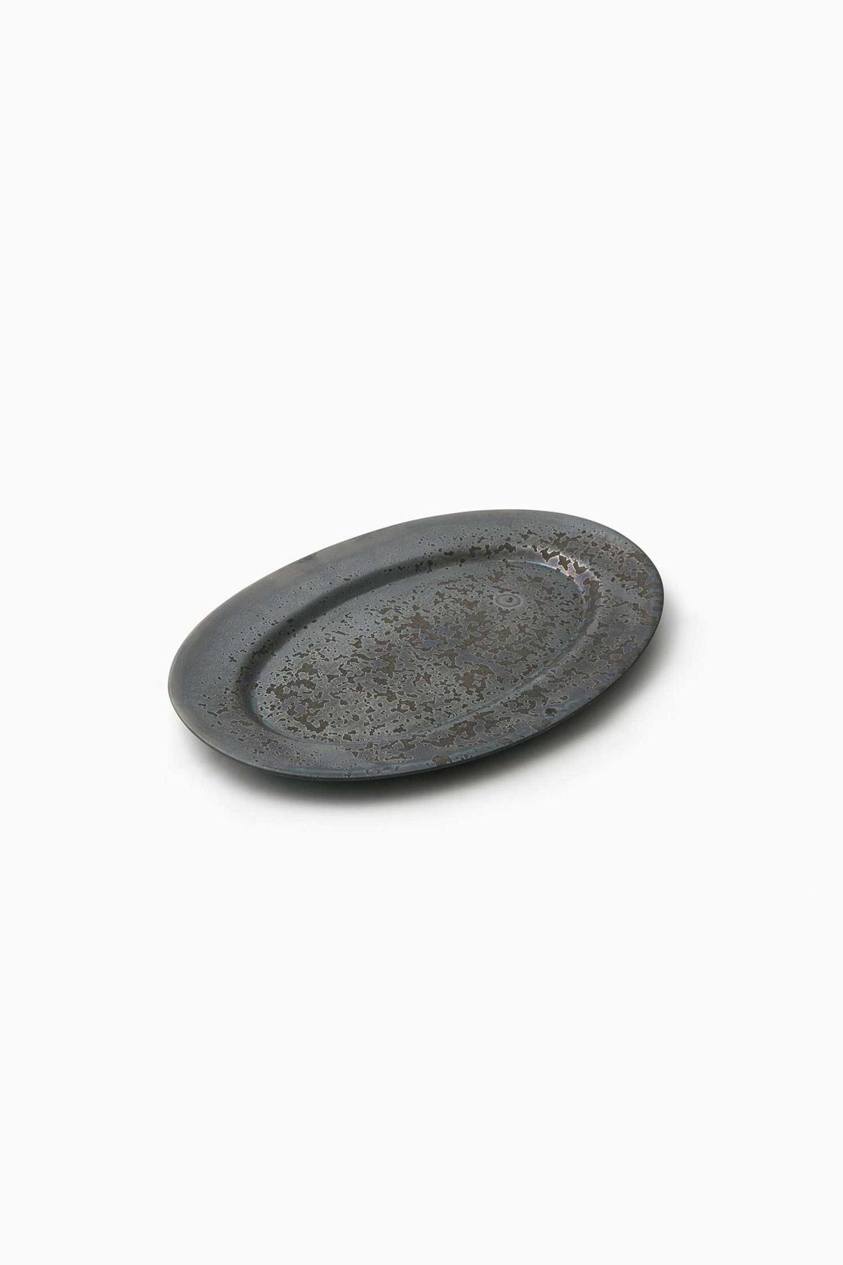 ONE KILN CERAMICS<br>Oval Plate S<br>reload店・大阪店 - ヴィンテージ SHARK ATTACK