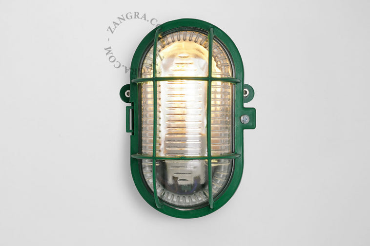 zangra - outdoor or bathroom green bulkhead light - 大和店