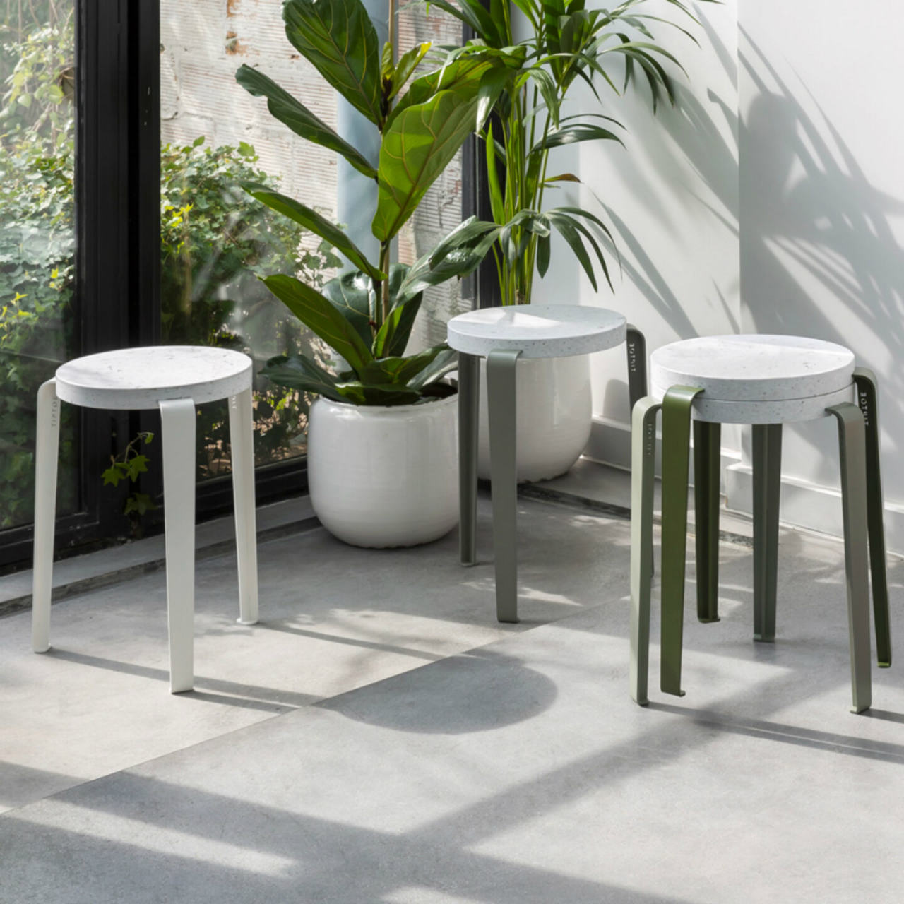 TIPTOE<br>LOU stool in recycled plastic VENEZIA <br>EUCALYPTUS GREY<br>cerote antiques - ヴィンテージ SHARK ATTACK
