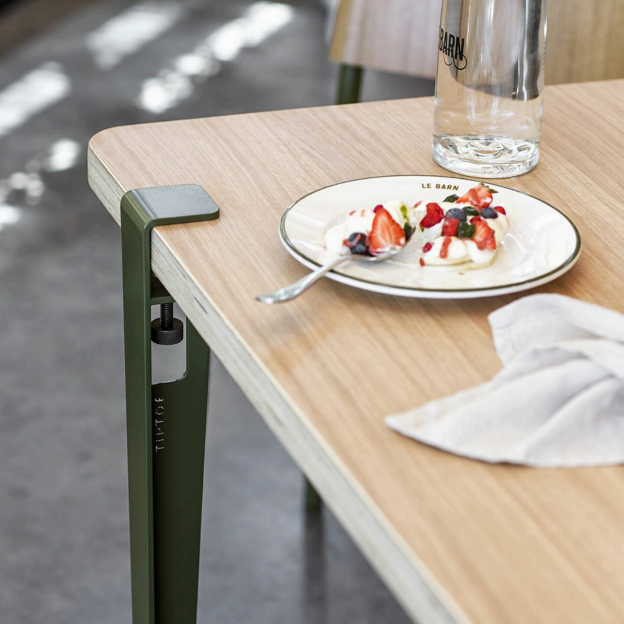 TIPTOE <br>Table and desk leg – 75 cm<br>ROSEMARY GREEN<br>大和店・cerote antiques - ヴィンテージ SHARK ATTACK
